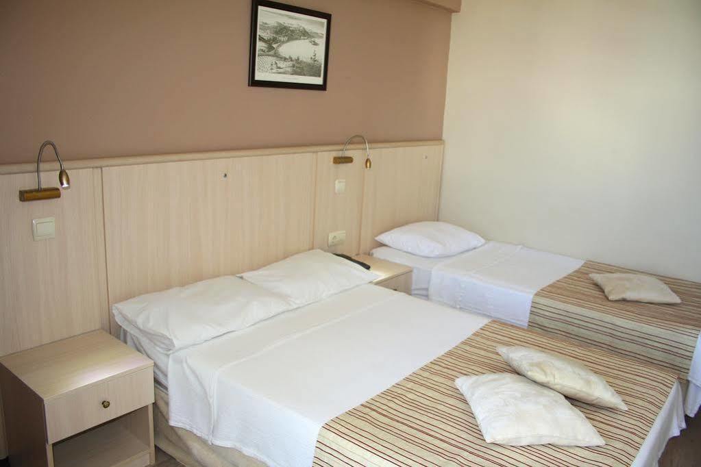İleri Hotel&Apartments Çeşme Dış mekan fotoğraf