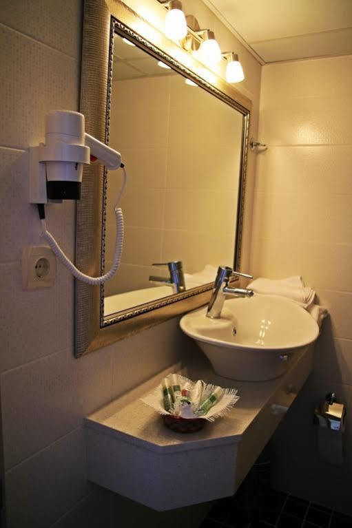 İleri Hotel&Apartments Çeşme Dış mekan fotoğraf